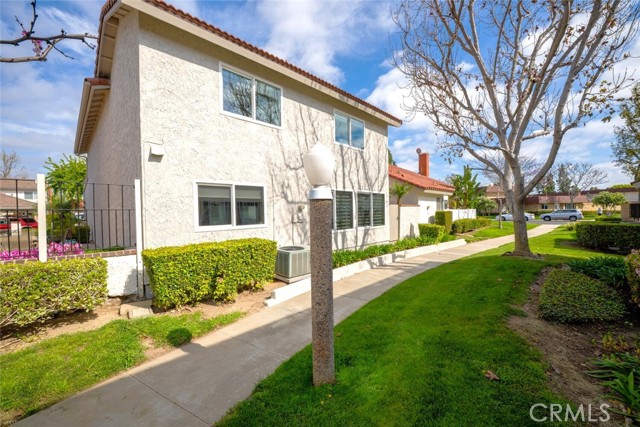 Image 50 of 75 For 11371 Harkers Court