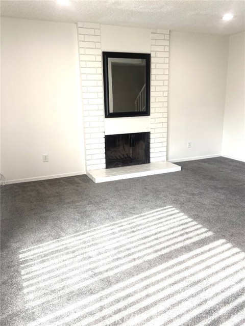 Detail Gallery Image 3 of 46 For 1582 Mitchell, Tustin,  CA 92780 - 2 Beds | 2/1 Baths