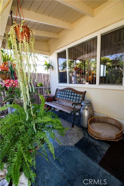 Detail Gallery Image 4 of 25 For 714 Brossard Dr, Thousand Oaks,  CA 91360 - 3 Beds | 2 Baths