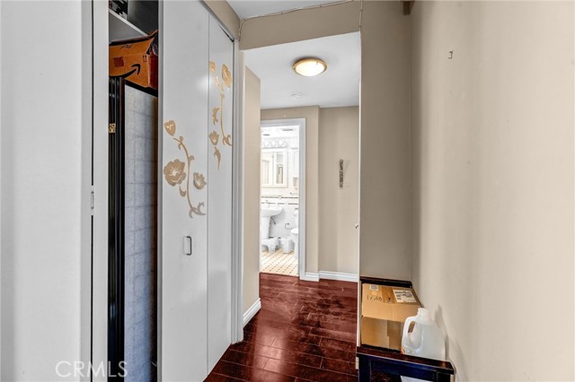 Detail Gallery Image 17 of 27 For 969 Hilgard Ave #706,  Los Angeles,  CA 90024 - 1 Beds | 1 Baths