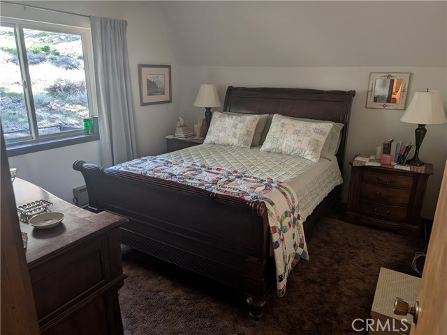 Detail Gallery Image 16 of 44 For 31 Matterhorn Dr, Bridgeport,  CA 93517 - 3 Beds | 2 Baths