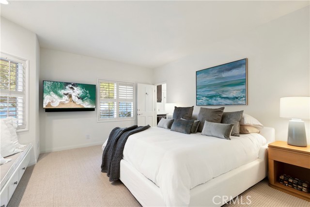 Detail Gallery Image 40 of 51 For 520 Kings, Newport Beach,  CA 92663 - 4 Beds | 4 Baths