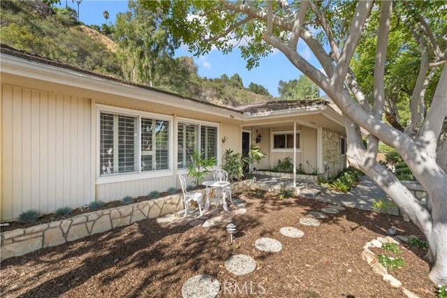 Detail Gallery Image 8 of 57 For 2169 Highland Vista, Arcadia,  CA 91006 - 3 Beds | 3 Baths