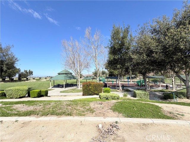 Detail Gallery Image 5 of 6 For 1726 Country Fair Ct, San Jacinto,  CA 92582 - 4 Beds | 2/1 Baths