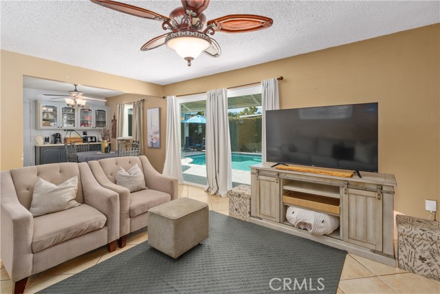 Detail Gallery Image 12 of 41 For 3638 Lillian, Riverside,  CA 92504 - 4 Beds | 2 Baths