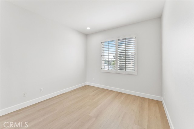 23 Belfort, Newport Coast CA: https://media.crmls.org/medias/76024c77-1663-421e-b299-e3eef02e1c63.jpg