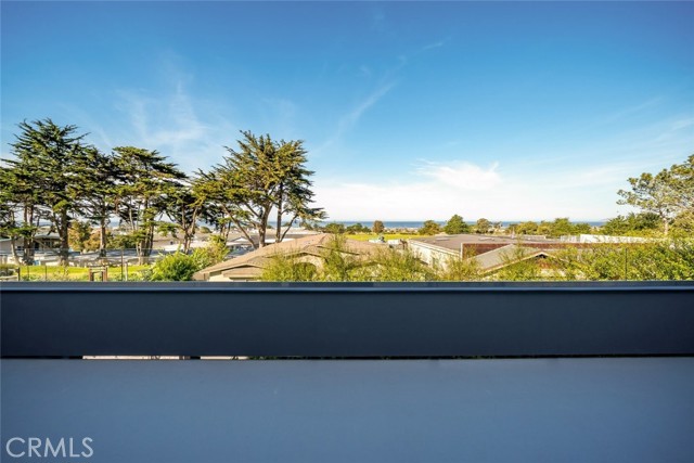 Detail Gallery Image 10 of 64 For 3020 Ironwood Avenue, Morro Bay,  CA 93442 - 4 Beds | 3/1 Baths