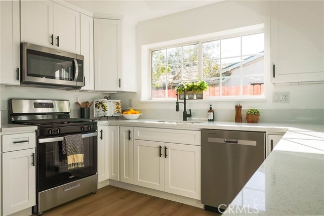 Detail Gallery Image 8 of 28 For 3311 Willowood, Santa Maria,  CA 93455 - 3 Beds | 2 Baths