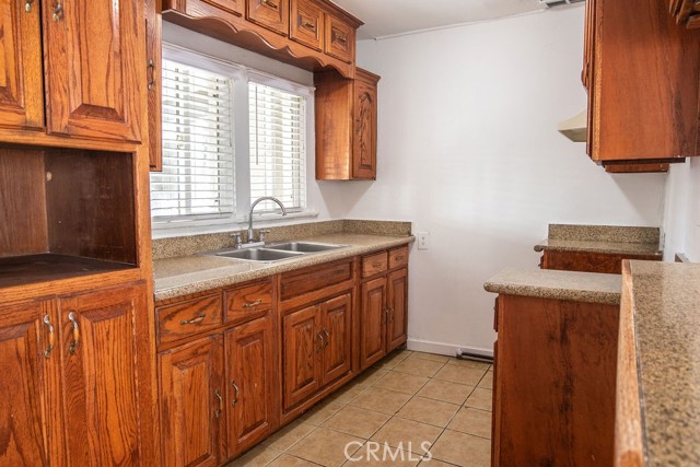 Detail Gallery Image 15 of 19 For 1331 4th St, Bakersfield,  CA 93304 - 3 Beds | 1 Baths