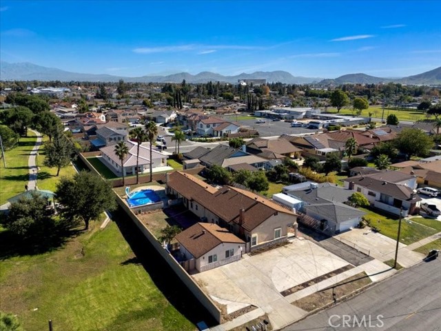 Detail Gallery Image 45 of 56 For 9607 Cypress, Fontana,  CA 92335 - 5 Beds | 5 Baths
