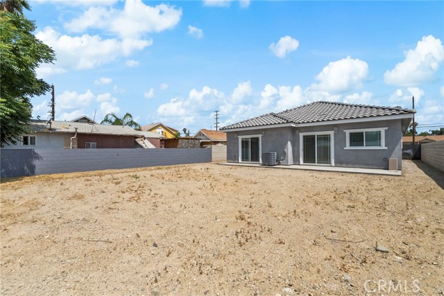 119 E 9th Street, San Bernardino CA: https://media.crmls.org/medias/7604c5a3-9d7d-4c03-824c-469e361bda99.jpg