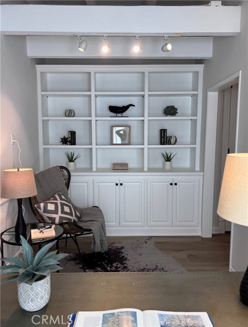 Office built in bookcase with storage Office built in bookcase with storage