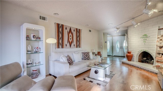 Detail Gallery Image 16 of 36 For 2117 Capuchin Way, Claremont,  CA 91711 - 4 Beds | 2 Baths