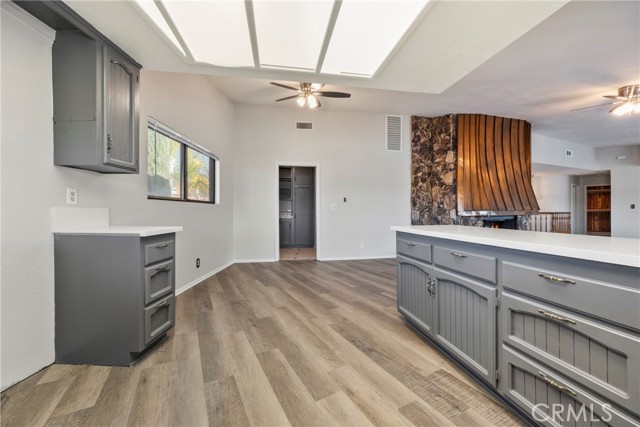 Detail Gallery Image 14 of 73 For 29611 Bonanza, Canyon Lake,  CA 92587 - 5 Beds | 4 Baths