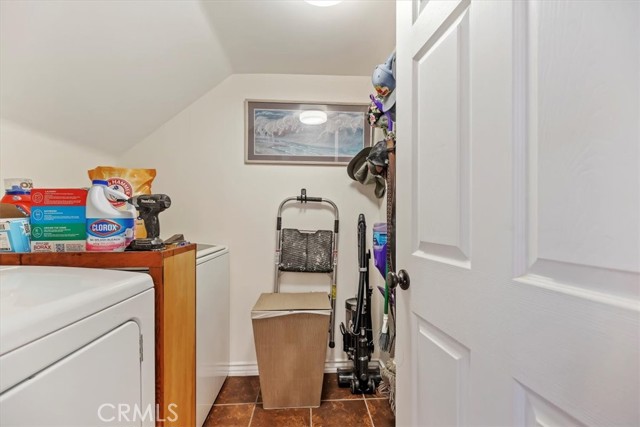 8119 W Preserve, Chino CA: https://media.crmls.org/medias/7606f7f7-ac0d-464b-9c4d-080d66ab58f9.jpg