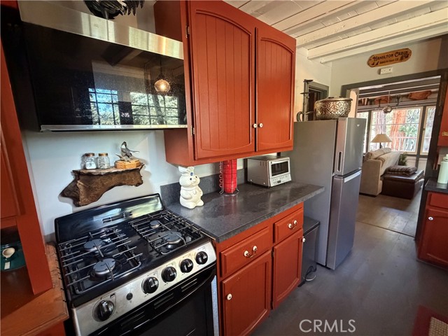 Detail Gallery Image 11 of 57 For 120 Barton Flats, Angelus Oaks,  CA 92305 - 2 Beds | 1 Baths