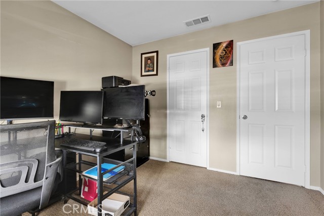 10562 Chevron Court, Adelanto CA: https://media.crmls.org/medias/7607375b-6032-4e83-9c21-2d822e686a72.jpg