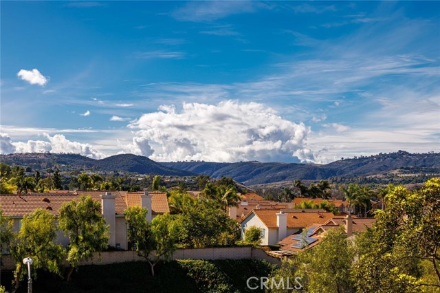 Detail Gallery Image 3 of 26 For 27861 Trellis Way, Laguna Niguel,  CA 92677 - 5 Beds | 3 Baths
