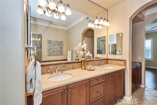 Detail Gallery Image 41 of 58 For 4002 Emerald Downs Dr, Yorba Linda,  CA 92886 - 3 Beds | 2/1 Baths