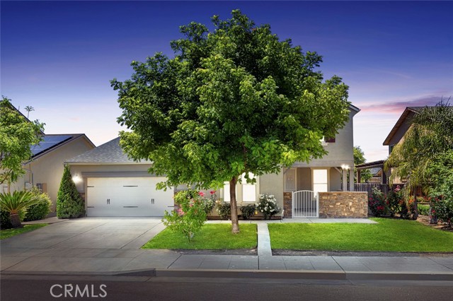 Detail Gallery Image 1 of 22 For 3669 N Clover Ave, Fresno,  CA 93727 - 5 Beds | 3/1 Baths