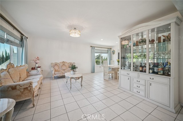 Detail Gallery Image 6 of 52 For 11461 Amigo Ave, Porter Ranch,  CA 91326 - 3 Beds | 2 Baths