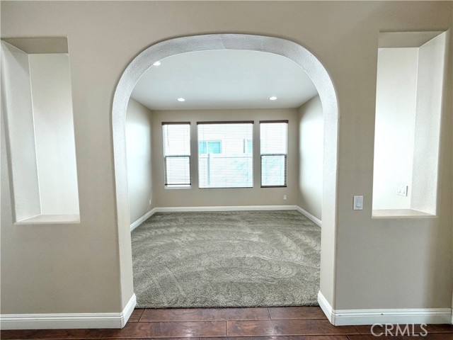 Detail Gallery Image 14 of 63 For 45551 Bayberry Pl, Temecula,  CA 92592 - 5 Beds | 3/1 Baths