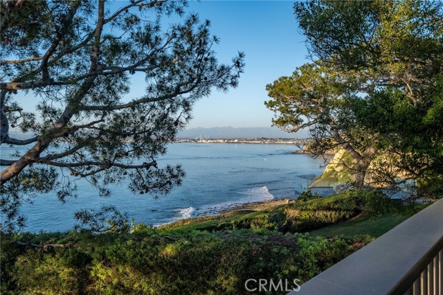 Detail Gallery Image 14 of 75 For 1733 Paseo Del Mar, Palos Verdes Estates,  CA 90274 - 6 Beds | 5/1 Baths