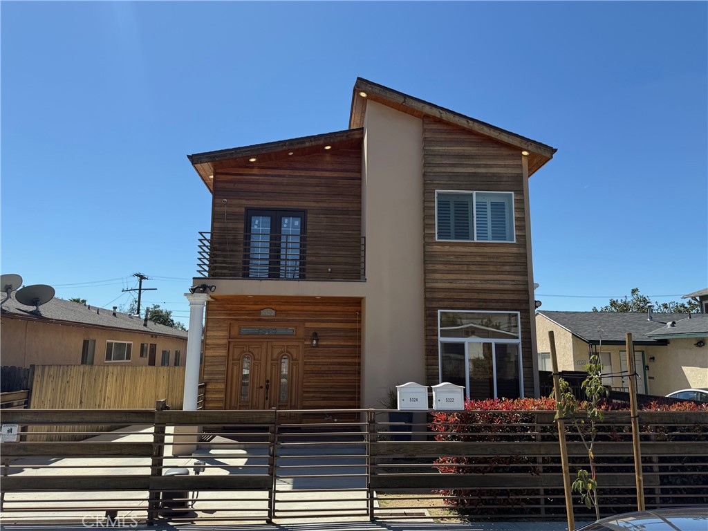 5322 Lincoln Avenue