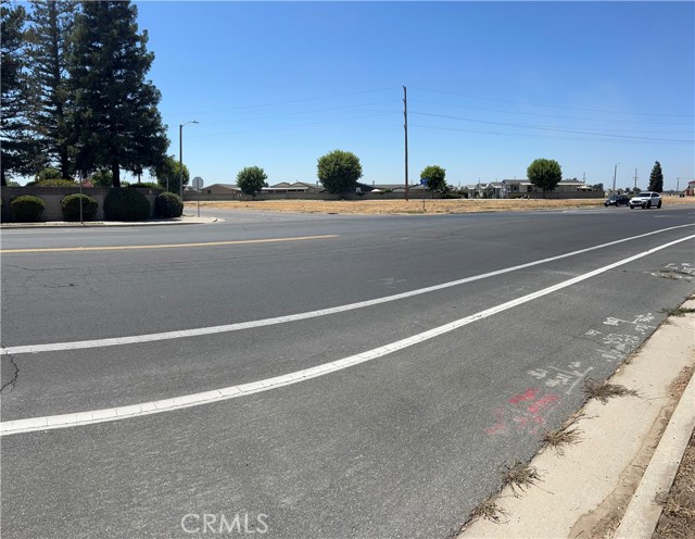 Detail Gallery Image 8 of 12 For 1 M St, Tulare,  CA 93274 - – Beds | – Baths