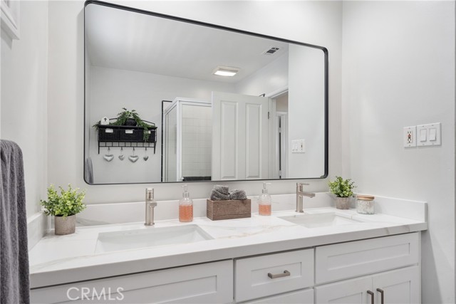 3823 Carfax Avenue, Long Beach CA: https://media.crmls.org/medias/760a636d-ade3-46fe-923f-52cf020007df.jpg