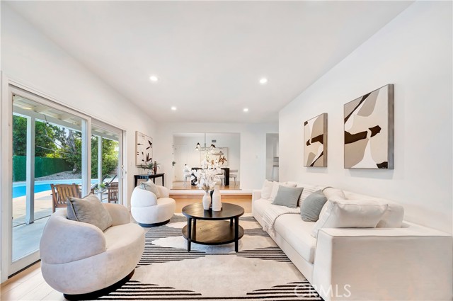 20742 Lull Street, Winnetka CA: https://media.crmls.org/medias/760c947a-a41b-46b7-bcec-8ea36e8272c8.jpg
