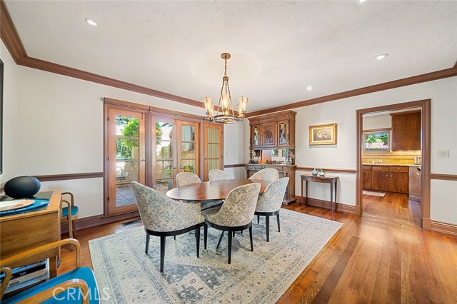 Detail Gallery Image 17 of 70 For 2285 E Orange Grove, Pasadena,  CA 91104 - 4 Beds | 4/1 Baths