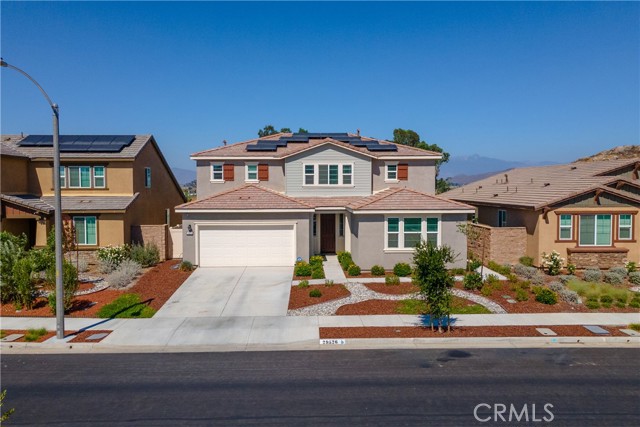 Detail Gallery Image 2 of 45 For 29526 Woodcreek Trl, Winchester,  CA 92596 - 5 Beds | 4 Baths