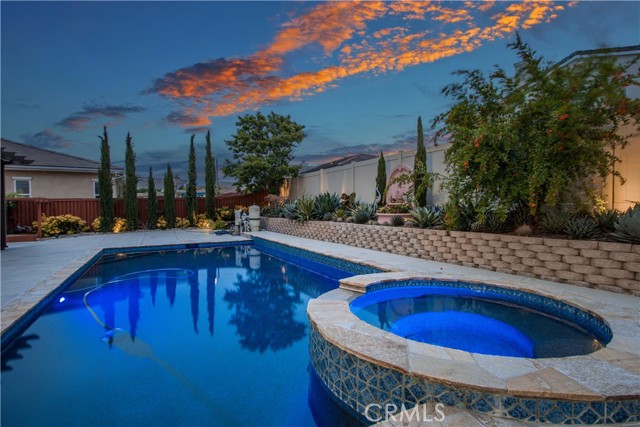 Detail Gallery Image 8 of 72 For 34029 Tuscan Creek Way, Temecula,  CA 92592 - 5 Beds | 3 Baths