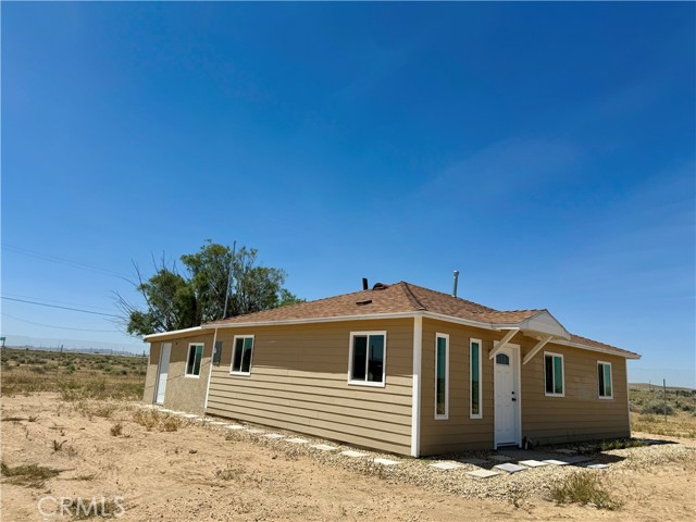 Detail Gallery Image 1 of 20 For 22017 State Highway 58, Hinkley,  CA 92347 - 3 Beds | 1 Baths