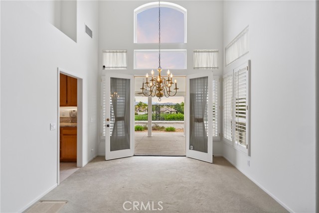 Detail Gallery Image 8 of 55 For 45436 via Jaca, Temecula,  CA 92592 - 4 Beds | 3 Baths