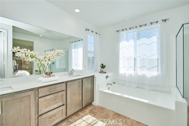 Detail Gallery Image 26 of 44 For 34955 S Serano Sq, Yucaipa,  CA 92399 - 5 Beds | 4 Baths