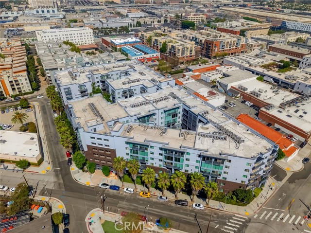 629 Traction, Los Angeles CA: https://media.crmls.org/medias/76103a4c-a9cb-486d-8e55-41a4a562babd.jpg