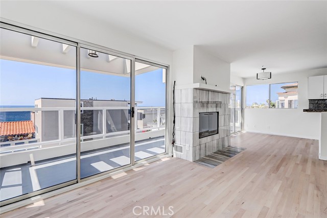 3304 Manhattan Avenue, Manhattan Beach, California 90266, 2 Bedrooms Bedrooms, ,2 BathroomsBathrooms,Residential,Sold,Manhattan,SB23169672