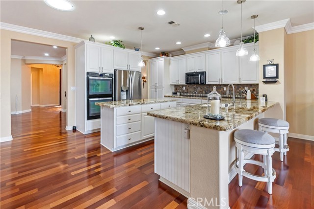 Detail Gallery Image 14 of 55 For 26313 Palm Tree, Murrieta,  CA 92563 - 4 Beds | 3 Baths