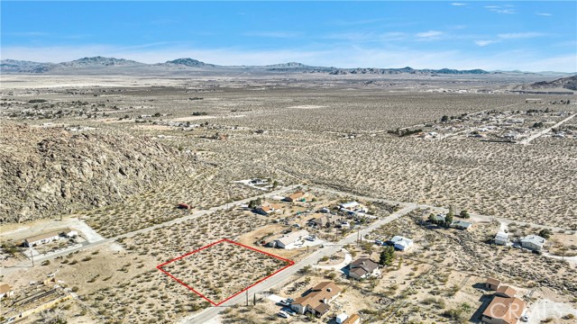 Detail Gallery Image 1 of 1 For 32212 Topaz Rd, Lucerne Valley,  CA 92356 - – Beds | – Baths