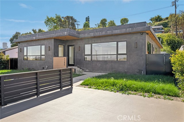 Detail Gallery Image 4 of 57 For 5280 Sanchez, Los Angeles,  CA 90008 - 4 Beds | 4 Baths