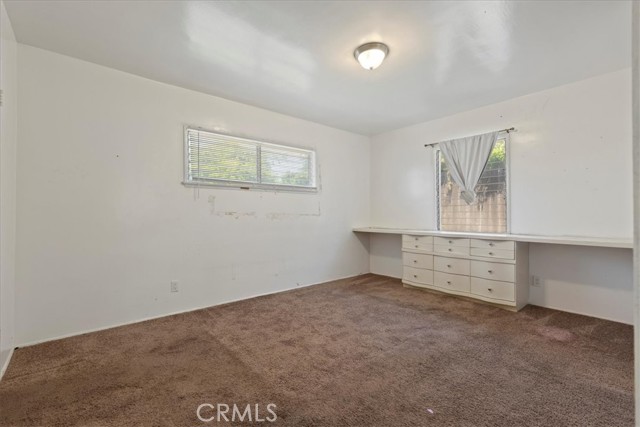 9709 Cabanas Avenue, Tujunga CA: https://media.crmls.org/medias/76119b3e-af94-4f55-821c-a986b7cccfc2.jpg