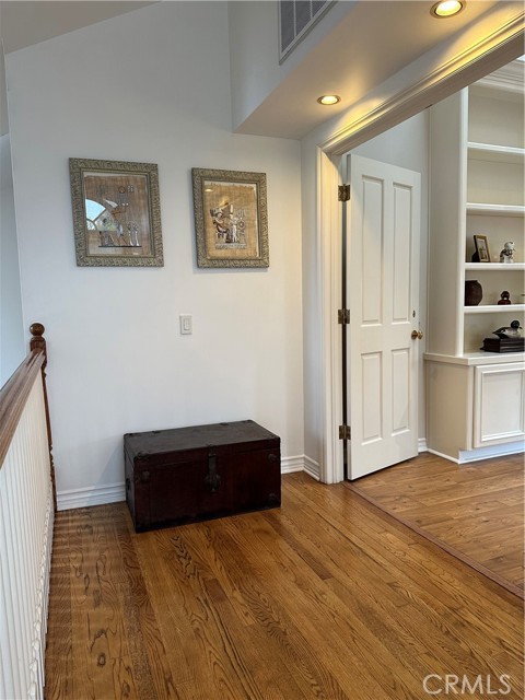 Detail Gallery Image 12 of 27 For 232 Jasmine, Corona Del Mar,  CA 92625 - 3 Beds | 3 Baths