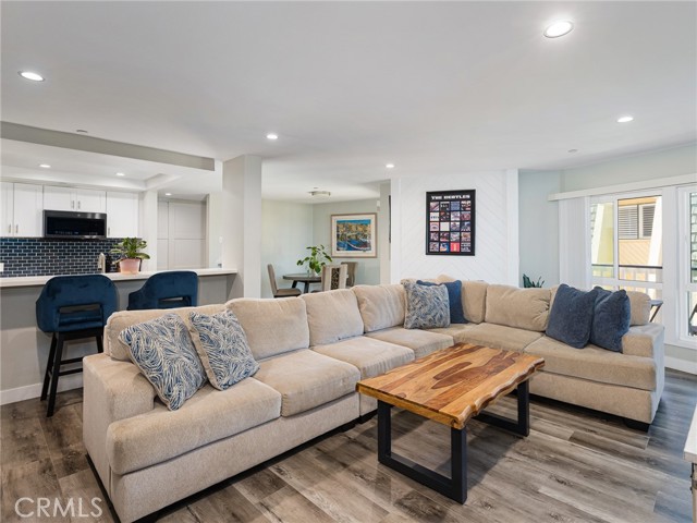 625 Esplanade, Redondo Beach, California 90277, 2 Bedrooms Bedrooms, 0 ,2 BathroomsBathrooms,Residential,For Sale,Esplanade,0,SB26109376