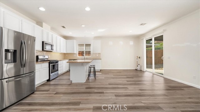 32059 Poppy Way, Lake Elsinore CA: https://media.crmls.org/medias/7614128c-4c83-4a79-b5c9-a103116003a6.jpg