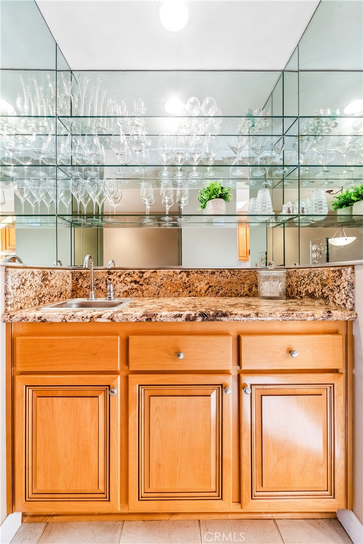 MLS #OC25270158 image #10