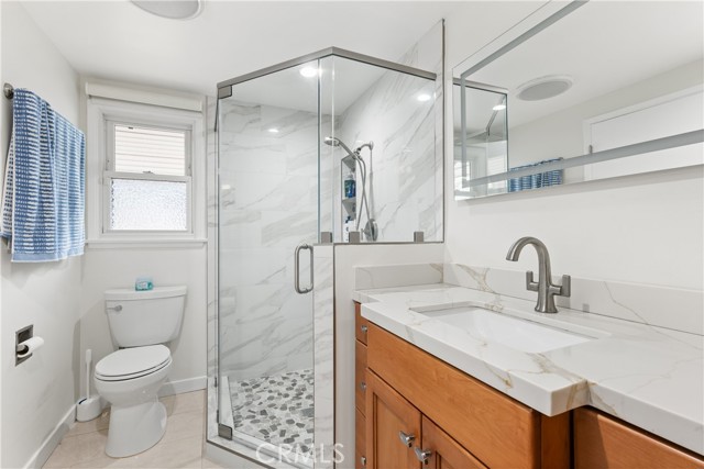 Detail Gallery Image 17 of 22 For 15936 Osborne St, North Hills,  CA 91343 - 3 Beds | 2 Baths