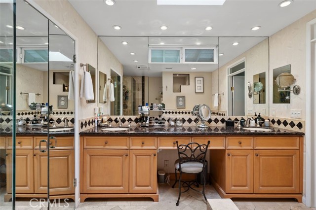 Detail Gallery Image 28 of 50 For 2790 Woodwardia Dr, Los Angeles,  CA 90077 - 5 Beds | 4 Baths