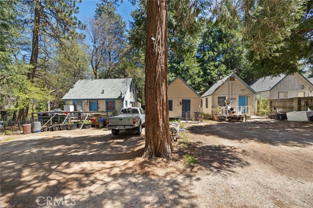 632 Leebert Way, Crestline CA: https://media.crmls.org/medias/7615206c-b7c6-41f2-836f-33771b3dae6c.jpg